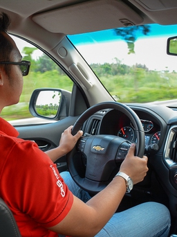 Nhiều lái xe không hiểu các tính năng an toàn trên ô tô