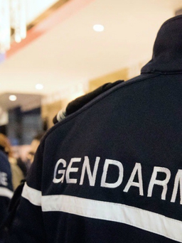 Tấn công bằng dao khiến 4 người bị thương tại Pháp
