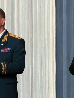 Lãnh đạo Vệ binh quốc gia Nga thách thủ lĩnh đối lập đánh tay đôi