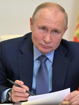 Tổng thống Putin cho người dân nghỉ 1 tuần có lương để ngăn Covid-19