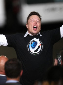 Time bình chọn tỉ phú Elon Musk là Nhân vật của năm
