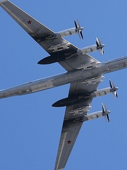 Hai oanh tạc cơ chiến lược Nga bay gần Hàn Quốc, Nhật Bản