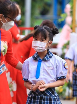 Lưu ý không tổ chức trò chơi phản cảm trong lễ khai giảng