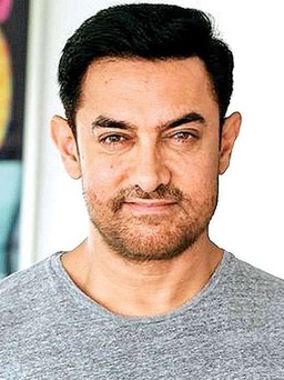 Sao Bollywood Aamir Khan bác tin giấu tiền trong bao lúa mì cho người nghèo