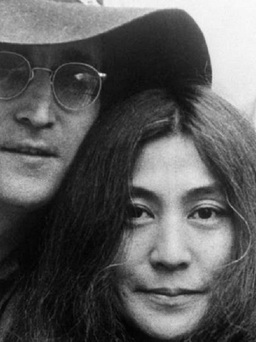 Đấu giá băng ghi âm cuộc phỏng vấn John Lennon chưa từng công bố