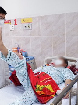 Đau lưng kéo dài dẫn đến liệt chân, đi khám phát hiện u tủy
