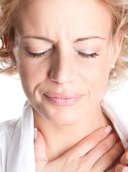 6 dấu hiệu ung thư vòm họng không thể bỏ qua