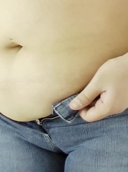 Tăng cân quá mức tỉ lệ thuận với tăng nguy cơ ung thư dạ dày