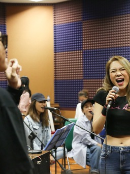 Mỹ Tâm và rapper Wowy ráo riết tập luyện cho liveshow 'Tri âm'