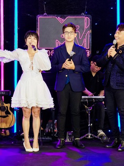 Hamlet Trương, Thái Trinh giãi bày nỗi lòng với những bản hit sâu lắng tại 'MTV Showcase'