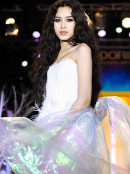 Hoa hậu Đỗ Thị Hà sau ồn ào 'vót chông' tại Miss World đắt sô thời trang