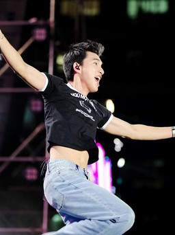 Miu Lê, Karik, OnlyC, Hieuthuhai 'bung xõa' cùng hơn 40.000 sinh viên tại concert 'MTV School Fest'