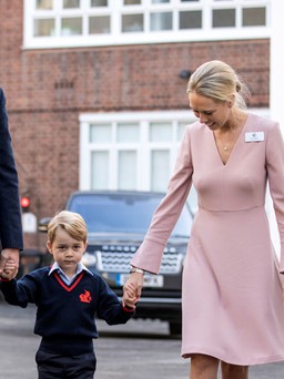 'Ngày đầu tiên đi học' của hoàng tử bé nước Anh