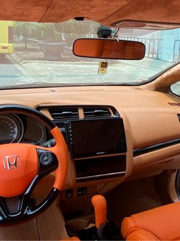 Honda Jazz đổi màu nội thất như xe sang tại Việt Nam