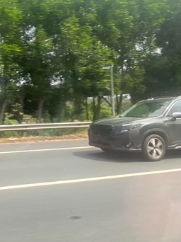 Subaru Forester 2023 bất ngờ lăn bánh tại Việt Nam