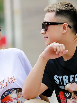 Chọn áo thun cho ngày hè năng động