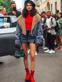 Tạo ra những outfits “chất hơn nước cất” mùa Thu Đông từ áo khoác denim