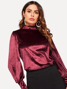 Quần áo nhung tạo thành hot trend mùa Thu Đông năm nay