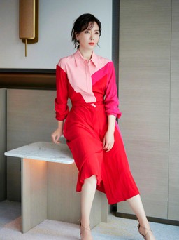 Trần Số dù ngoài 40 tuổi vẫn mix đồ thanh lịch và sành điệu