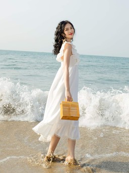 Điểm mặt những trang phục giúp phái đẹp sống ảo khi về miền biển xanh, cát trắng