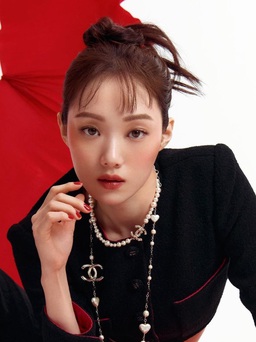 Lee Sung Kyung “cân” mọi tạo hình và chưa từng biết xấu mỗi khi xuất hiện