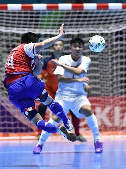 Futsal World Cup: Thua đậm Paraguay, đường đi tiếp của Việt Nam lắm gian nan