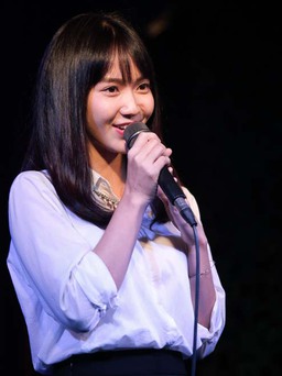 Jang Mi lần đầu hát phòng trà trong đêm nhạc ủng hộ người dân miền Trung