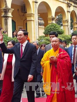 Chủ tịch nước dâng hương khai xuân tại Hoàng thành Thăng Long