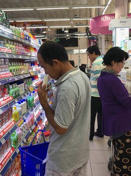 Xà bông, bột giặt Việt Nam lép vế trên thương trường