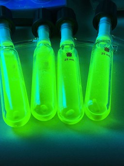 Các nhà nghiên cứu Thụy Sĩ tìm thấy vật liệu phát quang hữu cơ mới