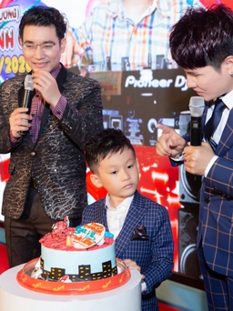 'Vua nhạc sàn' Lương Gia Huy tổ chức sinh nhật cho con trai