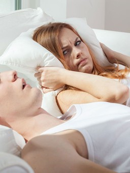 Nếu bạn ngáy, hãy tránh ngủ ở tư thế này