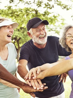 6 lời khuyên giúp bạn khỏe mạnh khi tuổi già đến