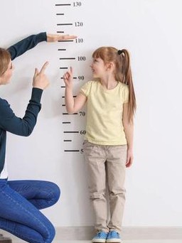 Đã có cách để bạn tăng chiều cao cho con gái