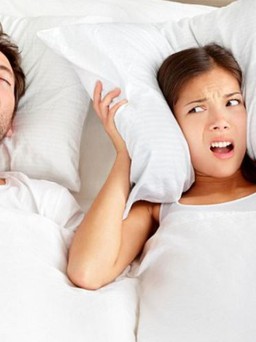 Chuyên gia: Vợ chồng nên ngủ chung hay ngủ riêng?