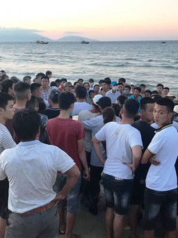 Quảng Nam: Tắm biển ngoài khu vực an toàn, 3 thanh niên đuối nước tử vong