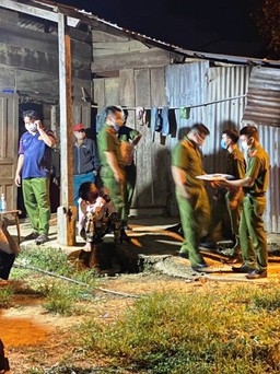 Quảng Nam: Công nhân đang khai thác vàng bị đá đè tử vong
