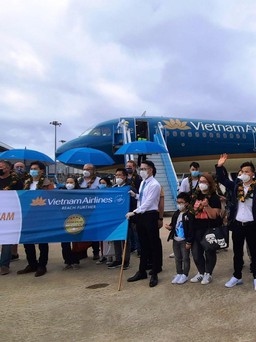 Đoàn khách quốc tế đầu tiên đến Quảng Nam sau 2 năm ‘đóng băng’ vì dịch Covid-19
