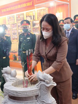 Phó chủ tịch nước Võ Thị Ánh Xuân thăm, làm việc tại Lữ đoàn 270
