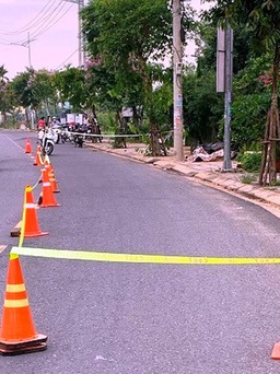 Quảng Nam: Hai du khách người Anh tử vong sau khi xe máy tông vào trụ điện