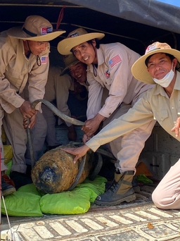 Quảng Bình: Phát hiện quả bom 230 kg gần nhà dân