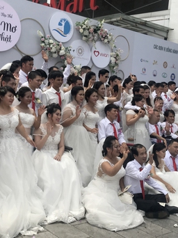 Đám cưới tập thể 'giấc mơ có thật' của 65 cặp đôi khuyết tật