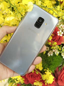 Galaxy A8/A8+: Bộ đôi smartphone ‘đáng đồng tiền bát gạo’ dịp Tết 2018