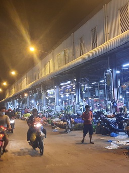 Nơi không ngủ giữa Sài Gòn thời giãn cách - Kỳ 1: Nếu ngủ thì đói ngay!