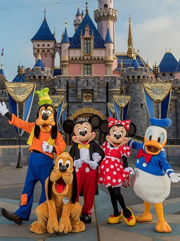Disneyland cắt giảm 28.000 nhân sự người Mỹ vì đại dịch Covid-19