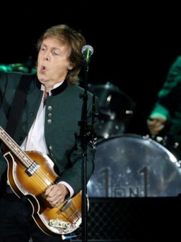 Paul McCartney phát hành album solo vào tháng 12