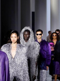 Các nhãn hiệu thời trang Trung Quốc đổ xô đến Paris để vươn ra toàn cầu