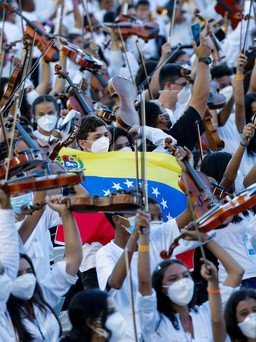 Venezuela lập kỷ lục Guinness thế giới cho dàn nhạc lớn nhất