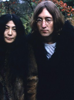 Yoko Ono tưởng nhớ ngày John Lennon qua đời, lên án nạn bạo lực, sử dụng súng