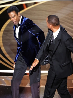 Vì sao Will Smith tát Chris Rock trên sân khấu Oscar?